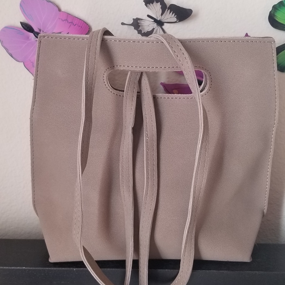 CARACOL TAUPE BAG WITH SUEDE ADJUSTED STRAP